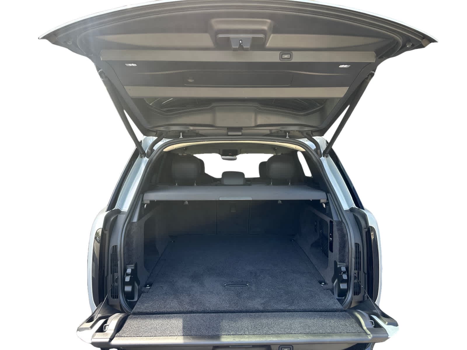 used 2023 Land Rover Range Rover car, priced at $95,498