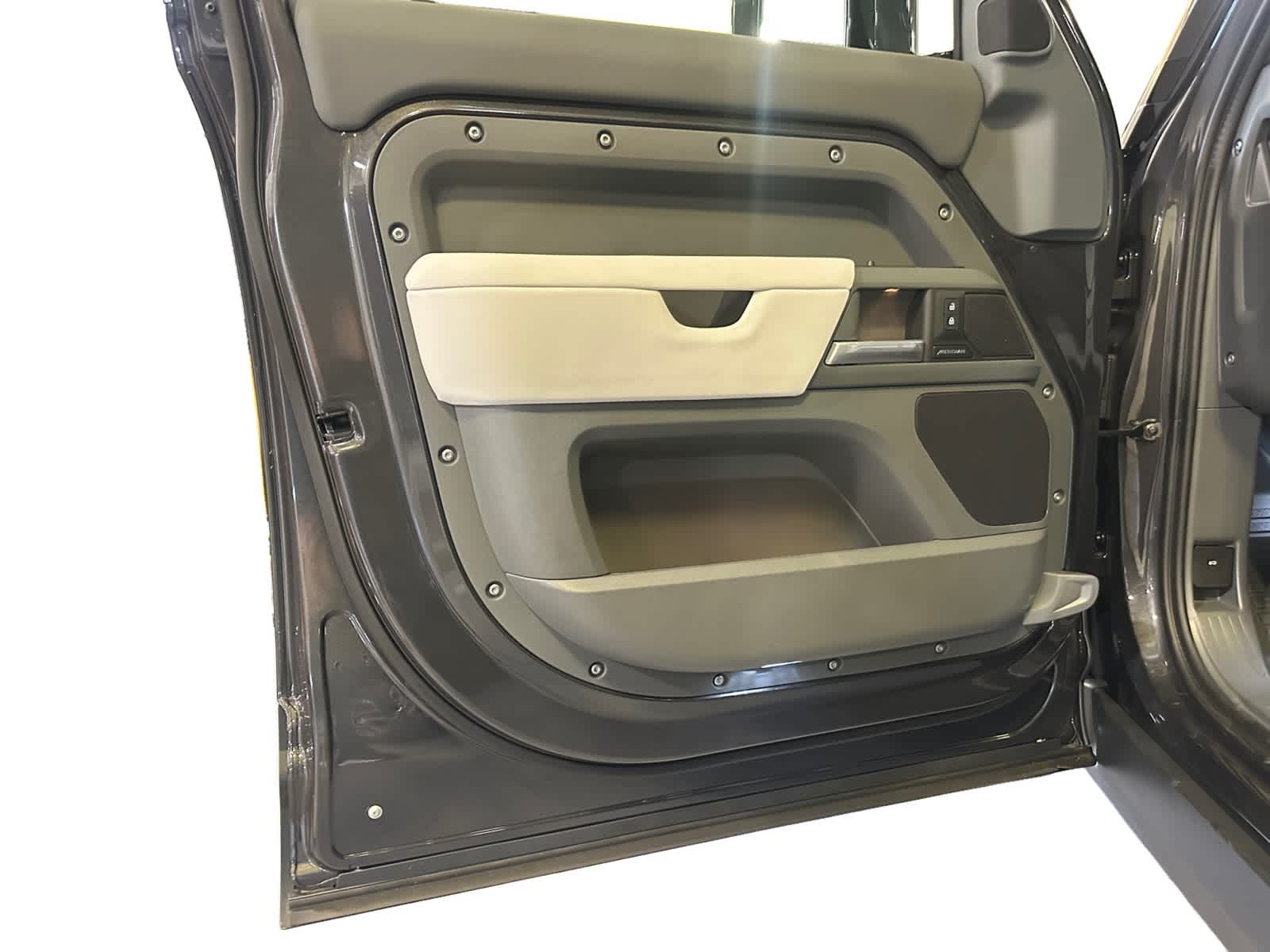 new 2025 Land Rover Defender 110 car, priced at $72,673