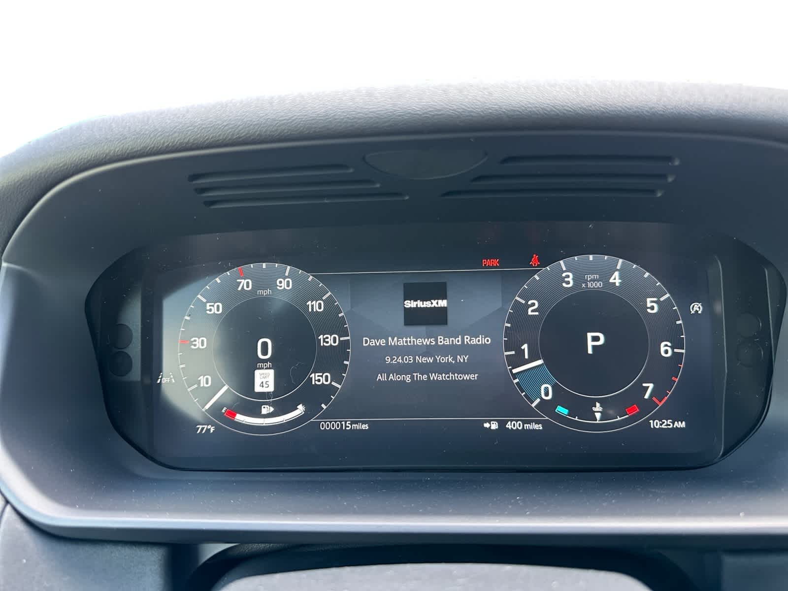 new 2025 Land Rover Discovery car, priced at $64,718
