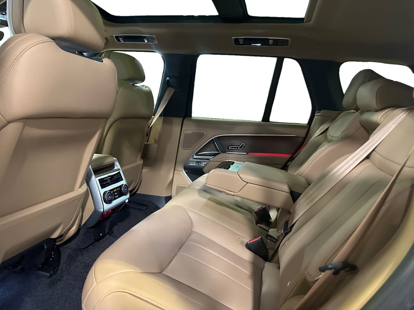 new 2025 Land Rover Range Rover car, priced at $146,810
