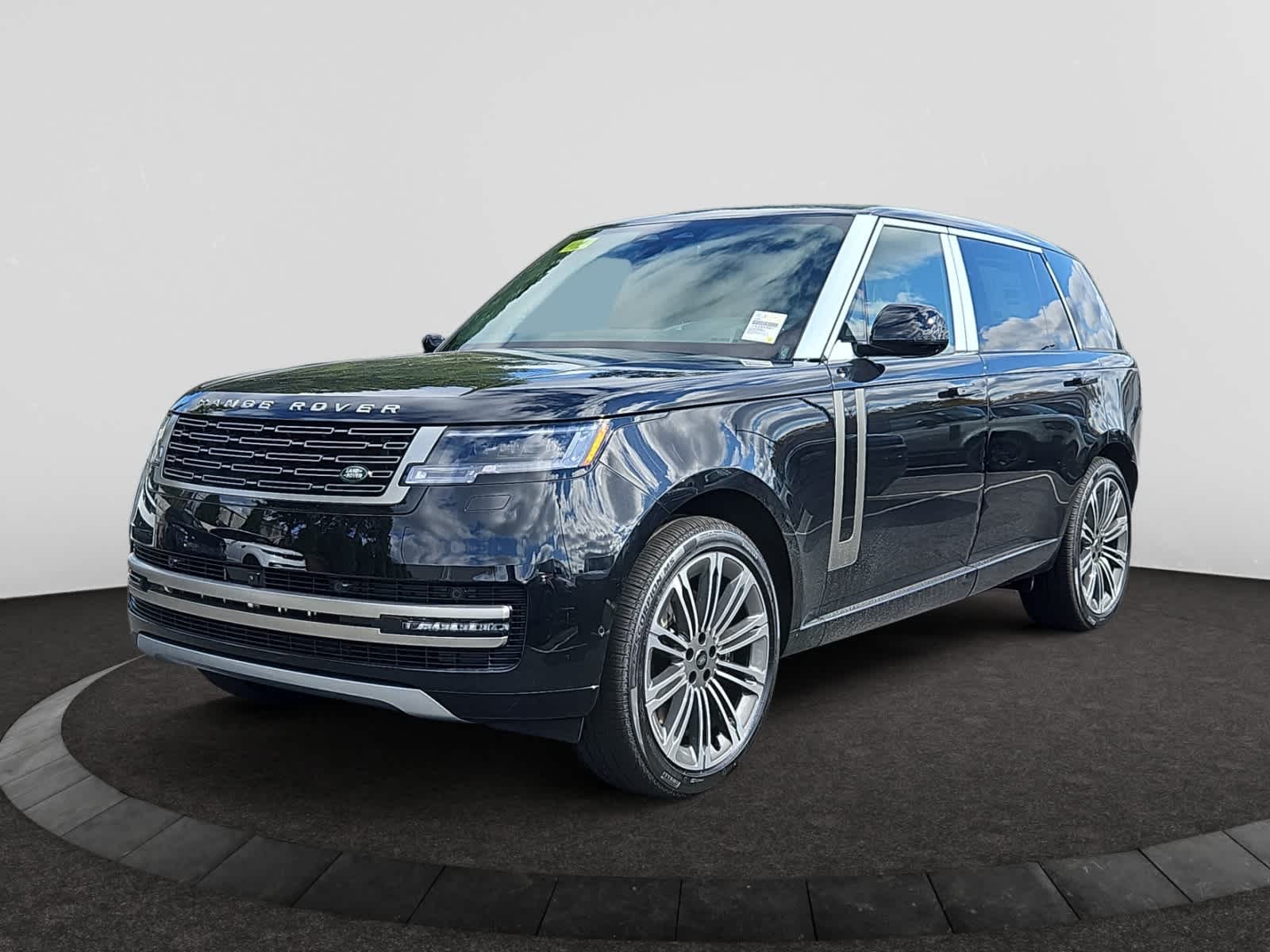 new 2025 Land Rover Range Rover car, priced at $153,910