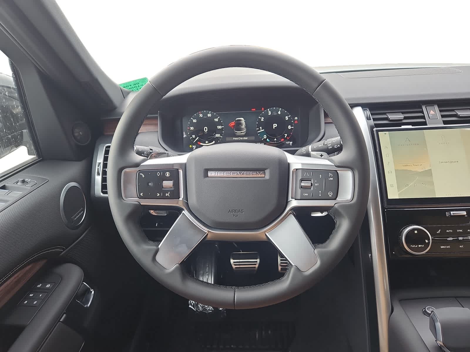 new 2025 Land Rover Discovery car, priced at $75,278