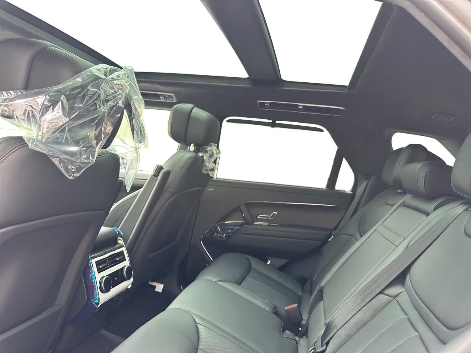 new 2025 Land Rover Range Rover Sport car, priced at $144,115