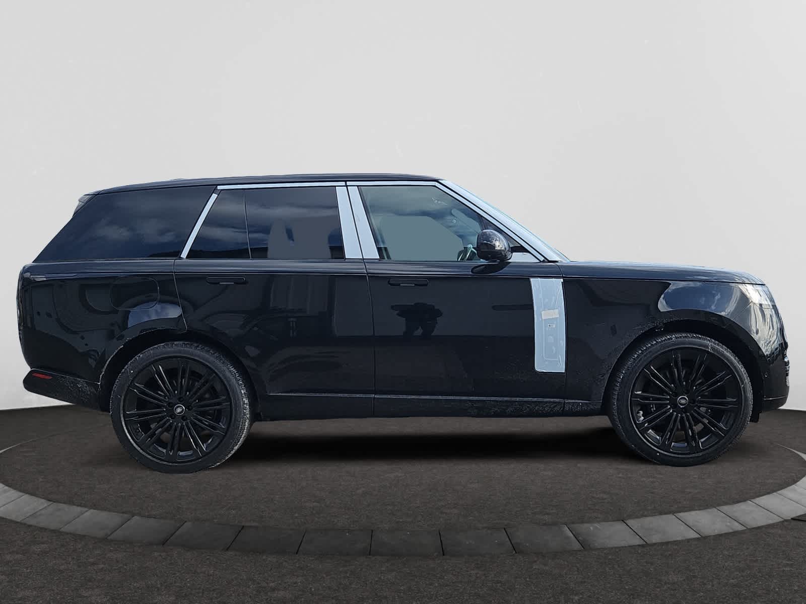 new 2025 Land Rover Range Rover car, priced at $146,235