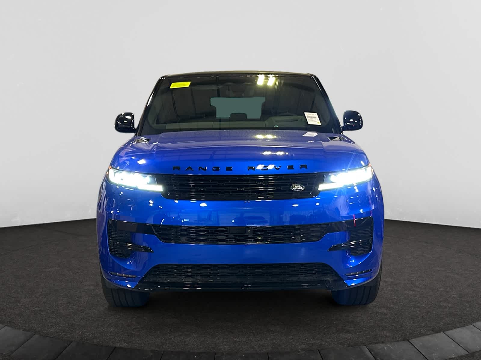 new 2025 Land Rover Range Rover Sport car, priced at $142,685