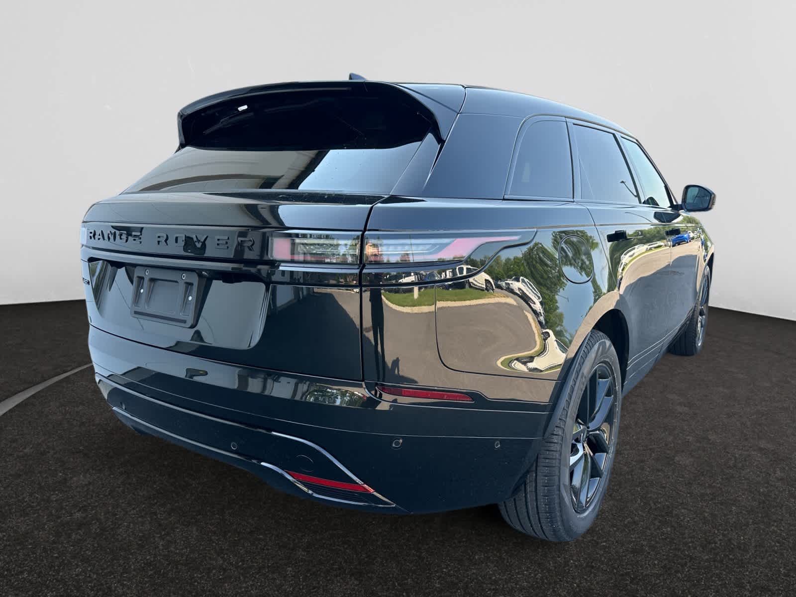 used 2025 Land Rover Range Rover Velar car, priced at $55,998