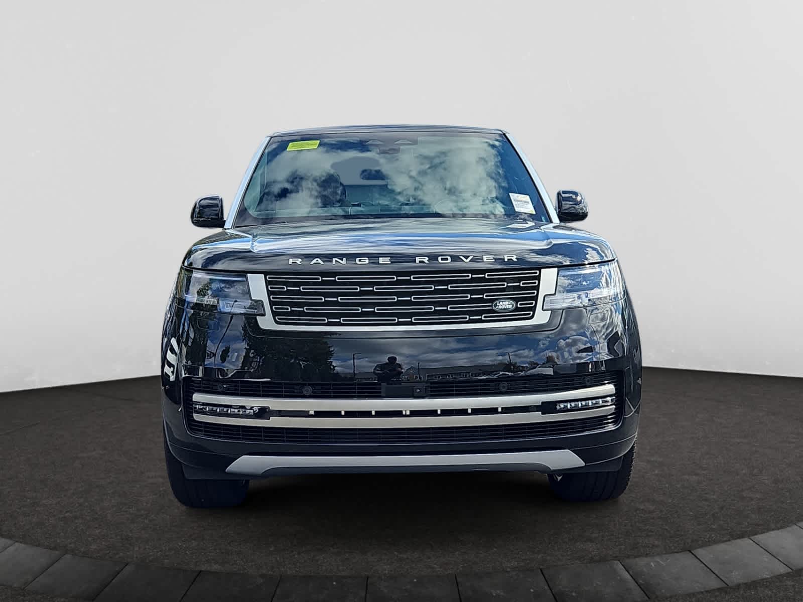 new 2025 Land Rover Range Rover car, priced at $153,910