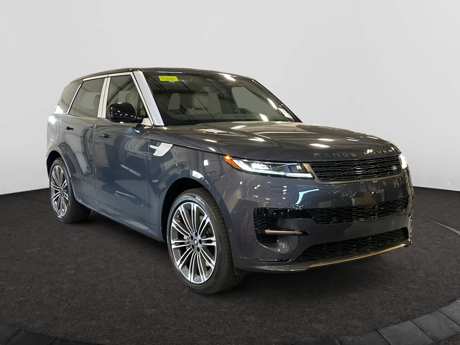 new 2025 Land Rover Range Rover Sport car, priced at $134,585