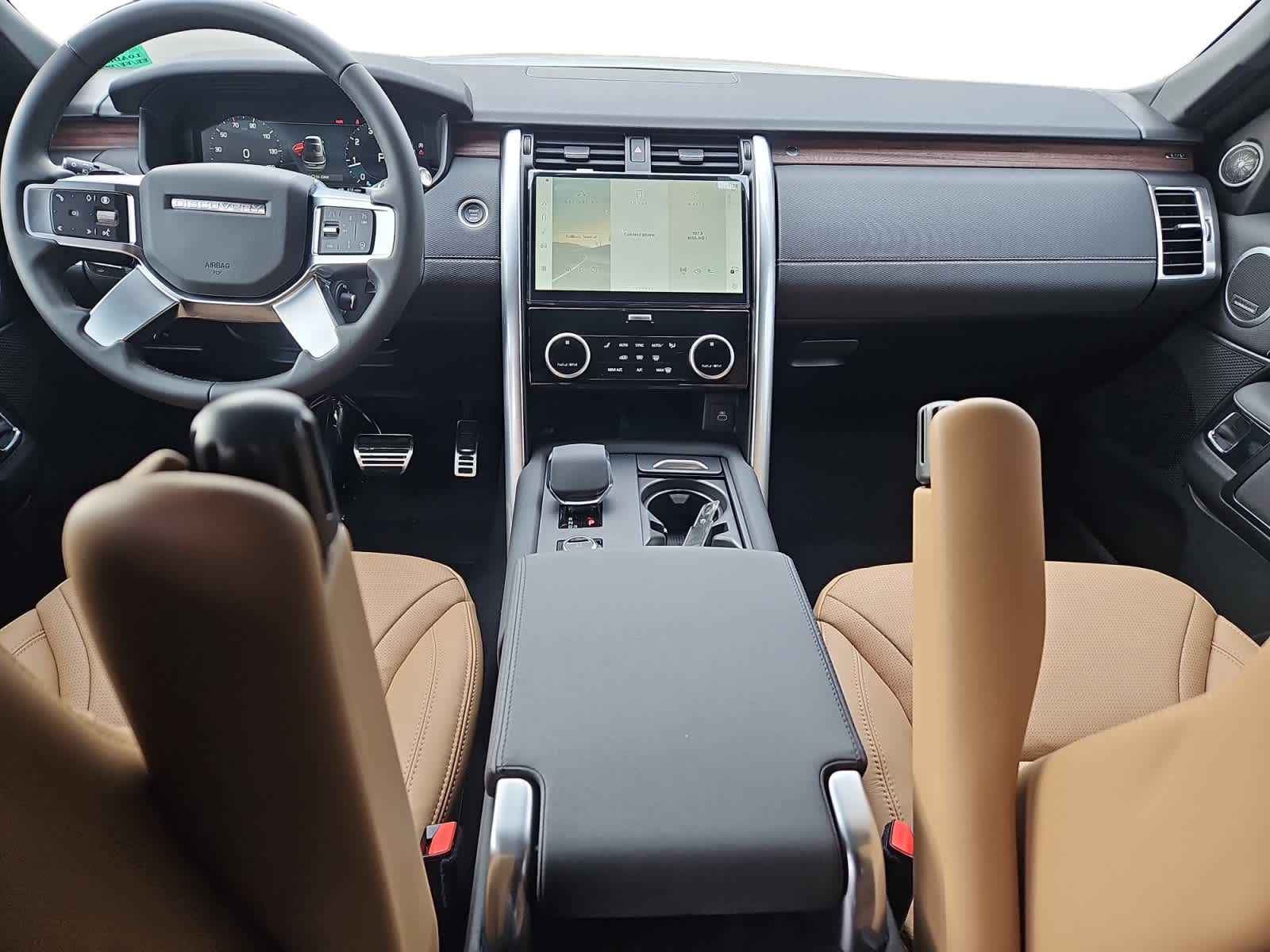 new 2025 Land Rover Discovery car, priced at $75,278