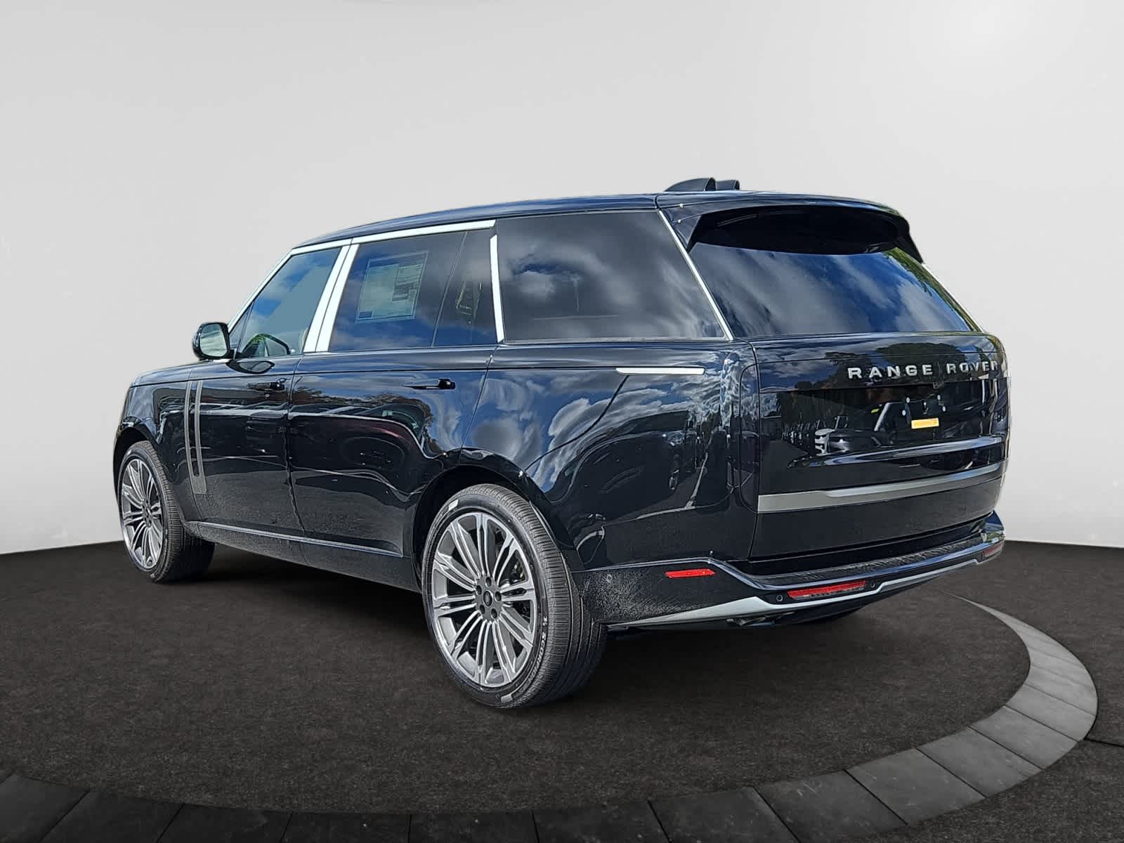 new 2025 Land Rover Range Rover car, priced at $153,910