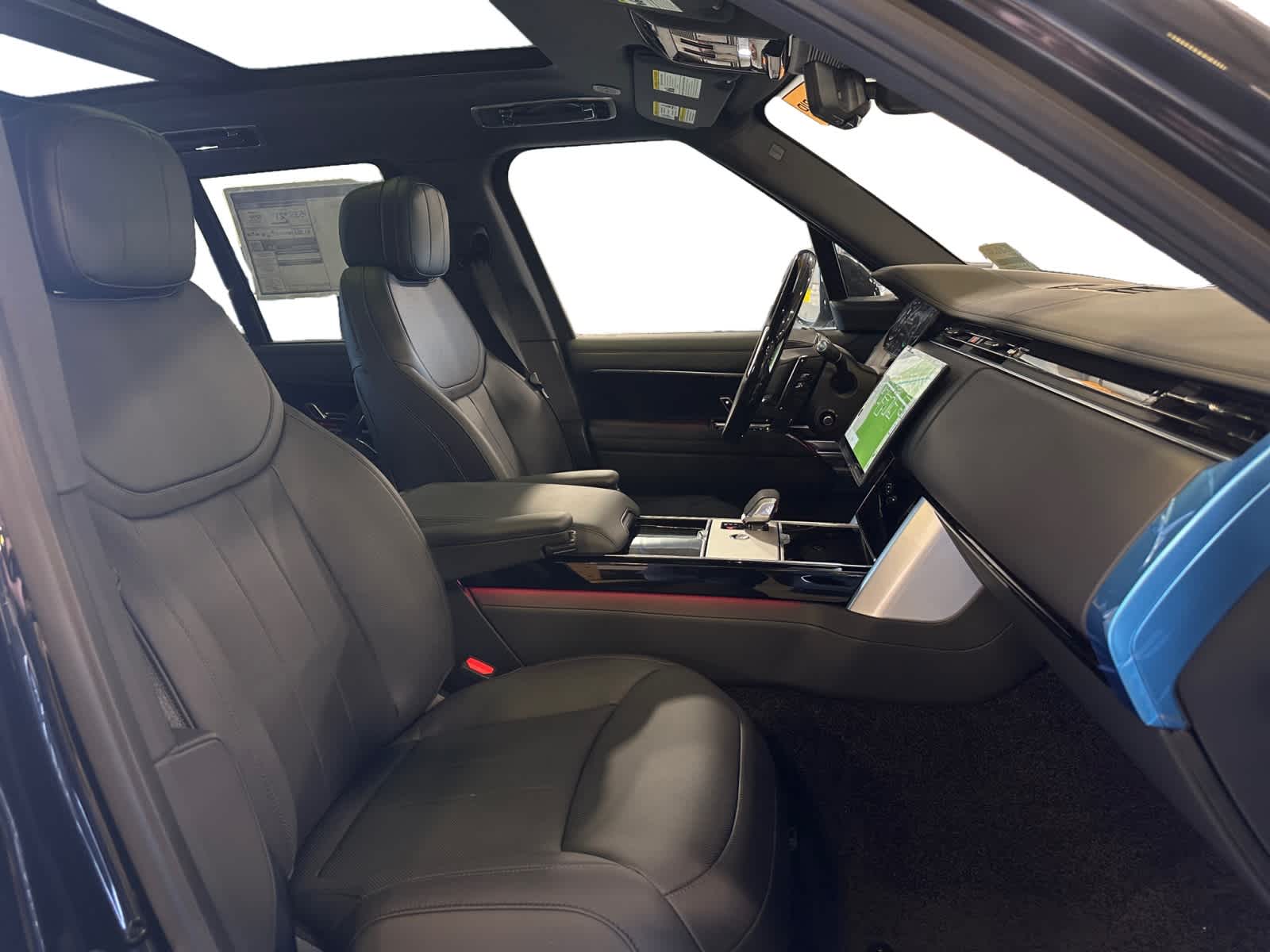 new 2025 Land Rover Range Rover car, priced at $133,600