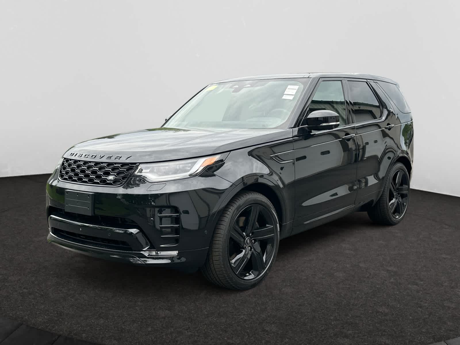 new 2025 Land Rover Discovery car, priced at $78,828
