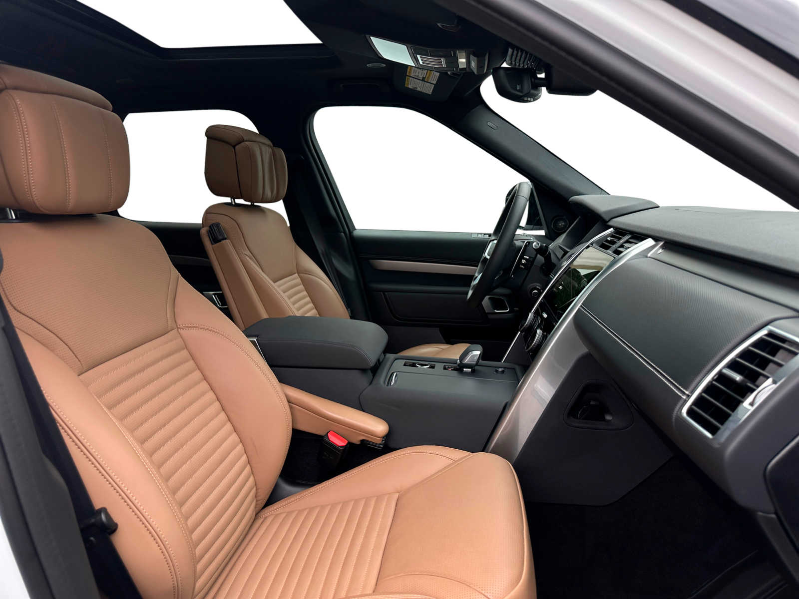 used 2024 Land Rover Discovery car, priced at $63,798