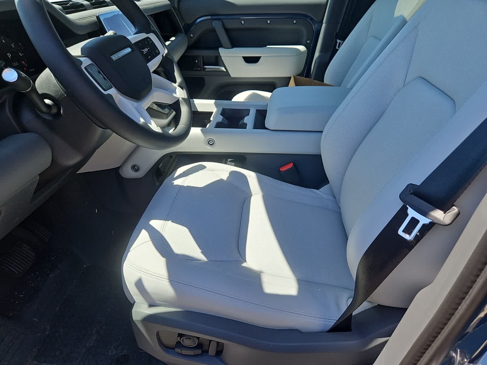new 2025 Land Rover Defender 110 car, priced at $81,268