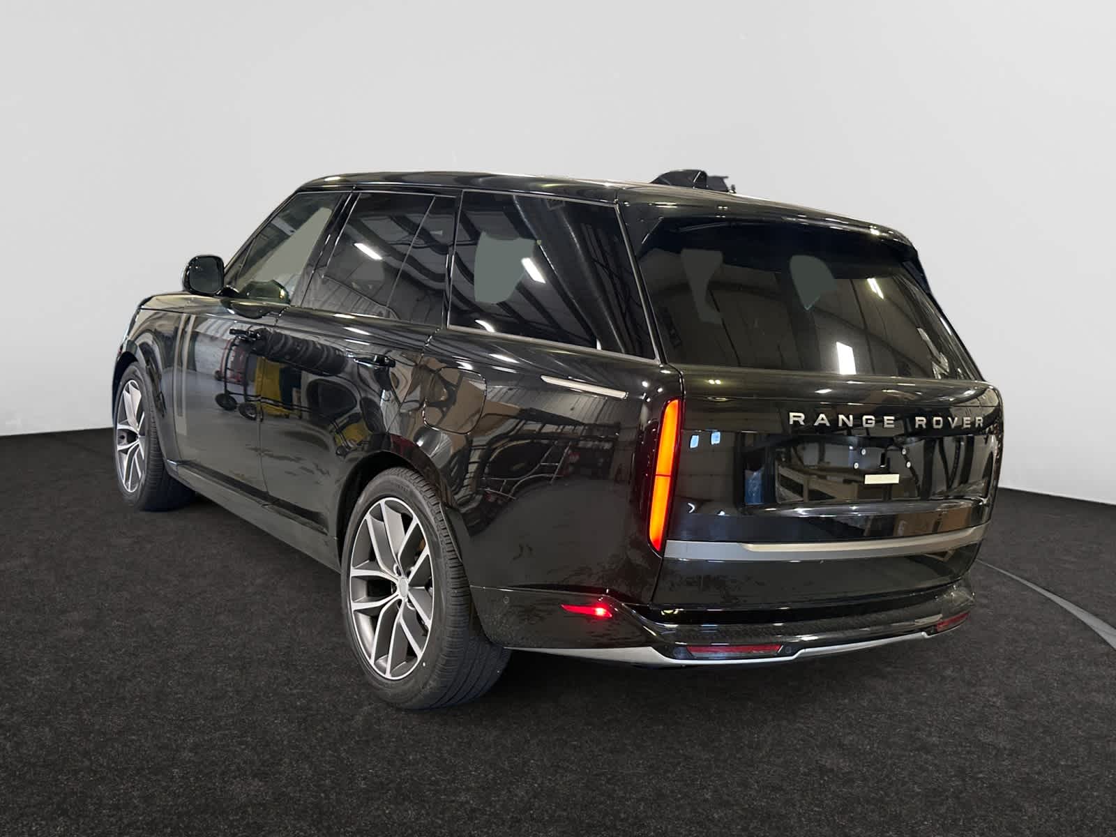 new 2025 Land Rover Range Rover car, priced at $133,600