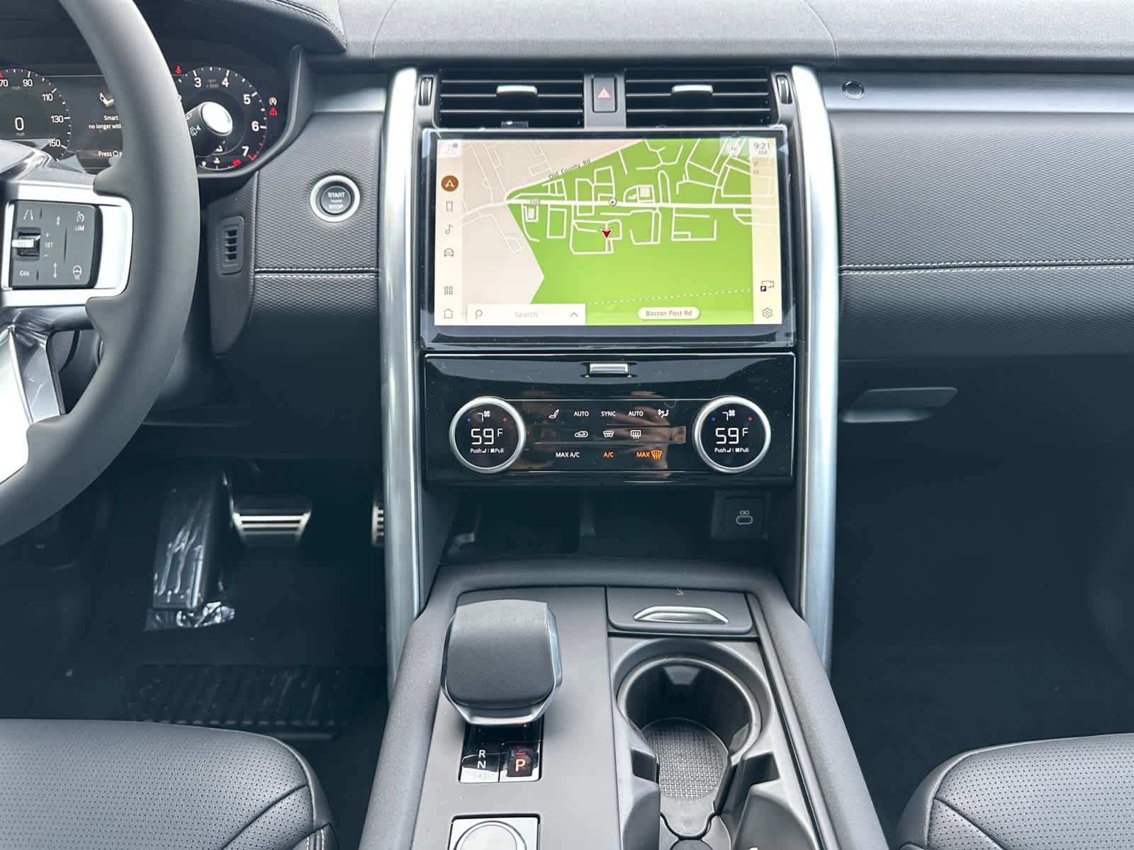 new 2025 Land Rover Discovery car, priced at $74,228