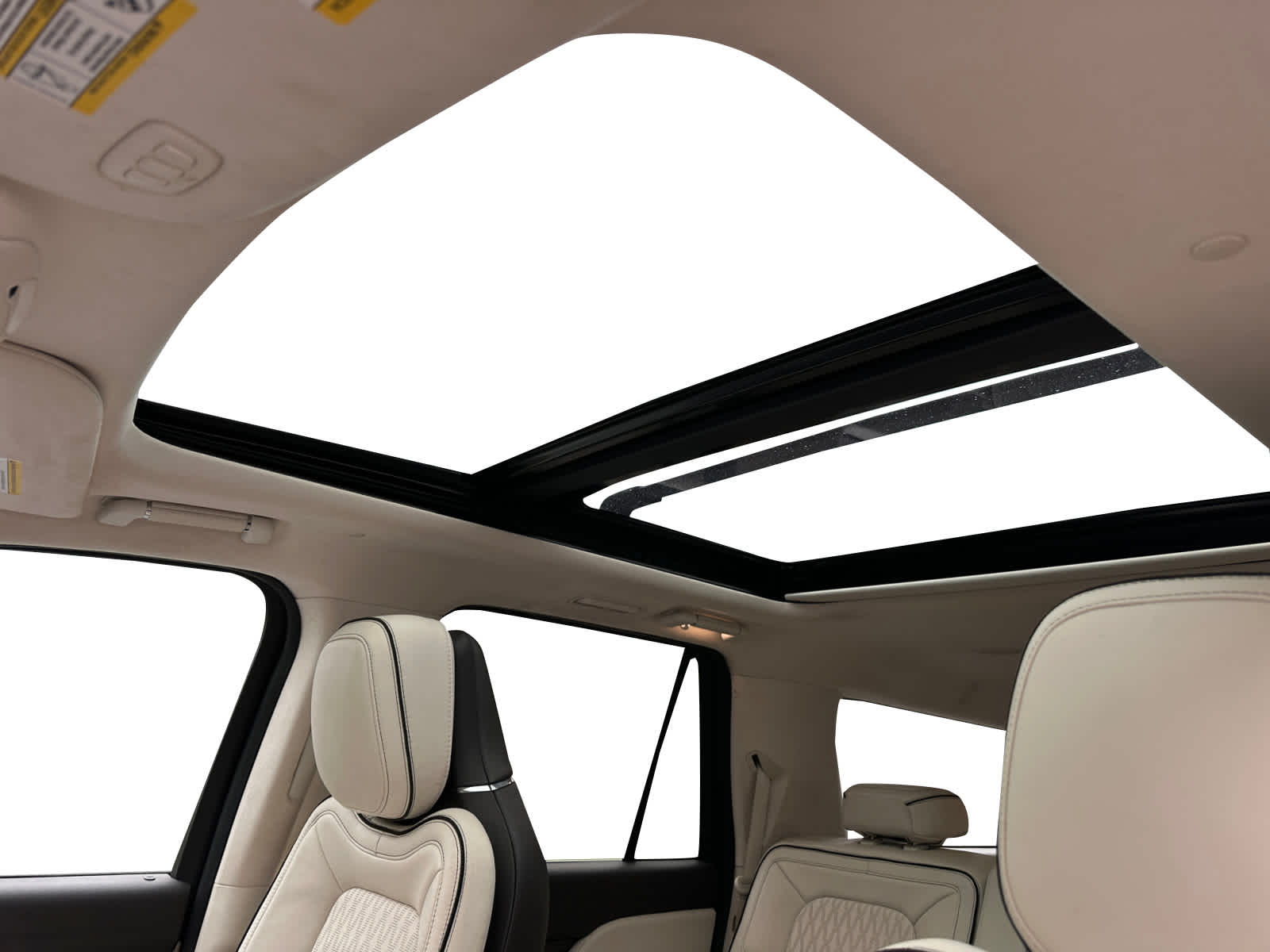 used 2018 Lincoln Navigator L car, priced at $35,998