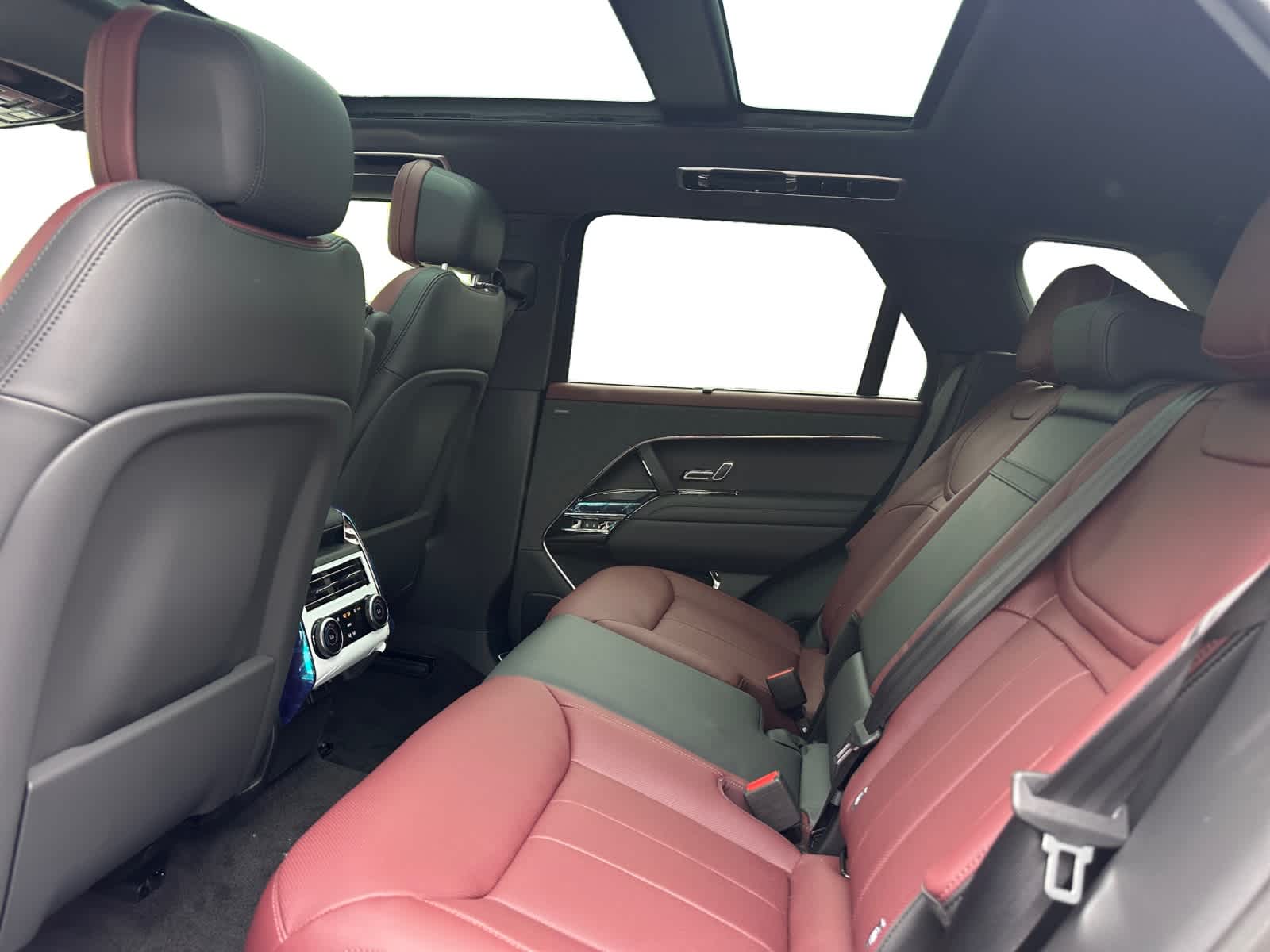 new 2025 Land Rover Range Rover Sport car, priced at $107,945