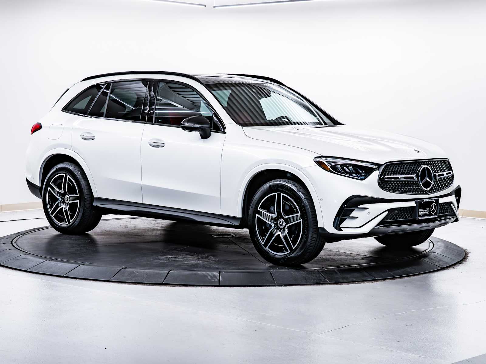 used 2023 Mercedes-Benz GLC 300 car, priced at $54,998