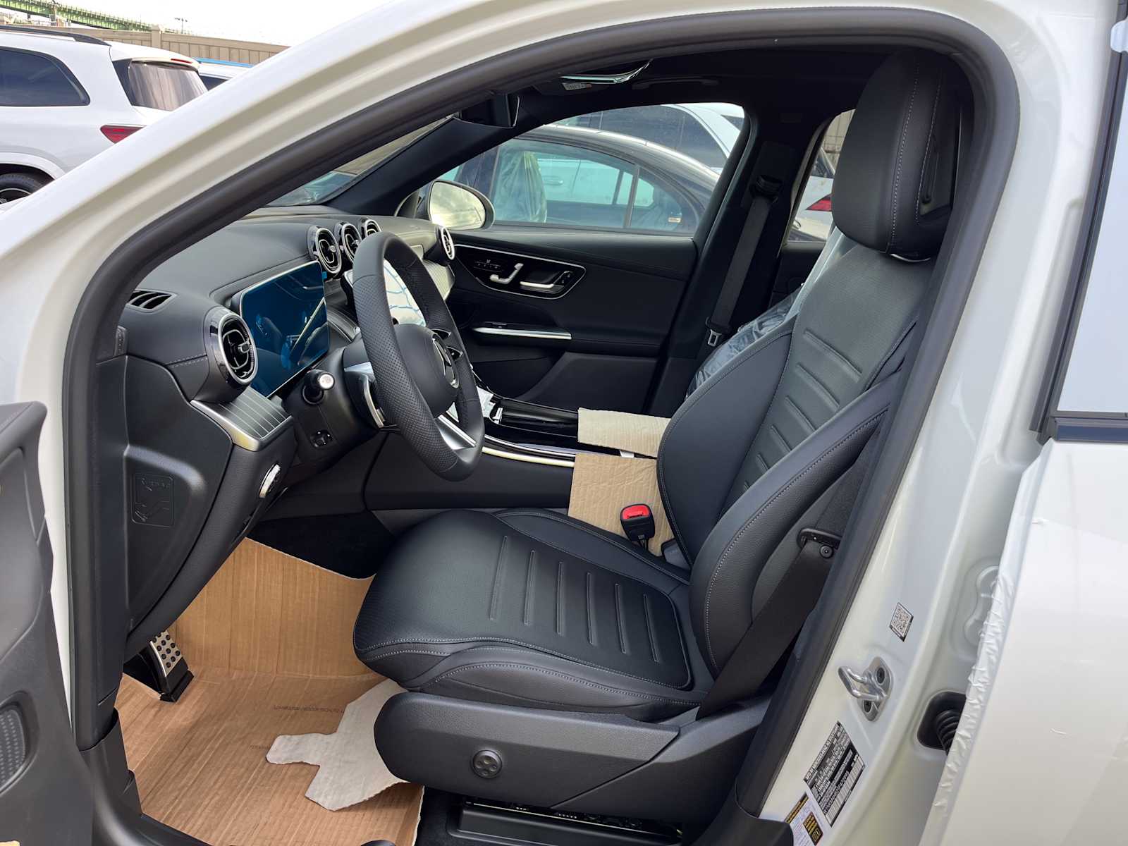 new 2026 Mercedes-Benz GLC 300 car