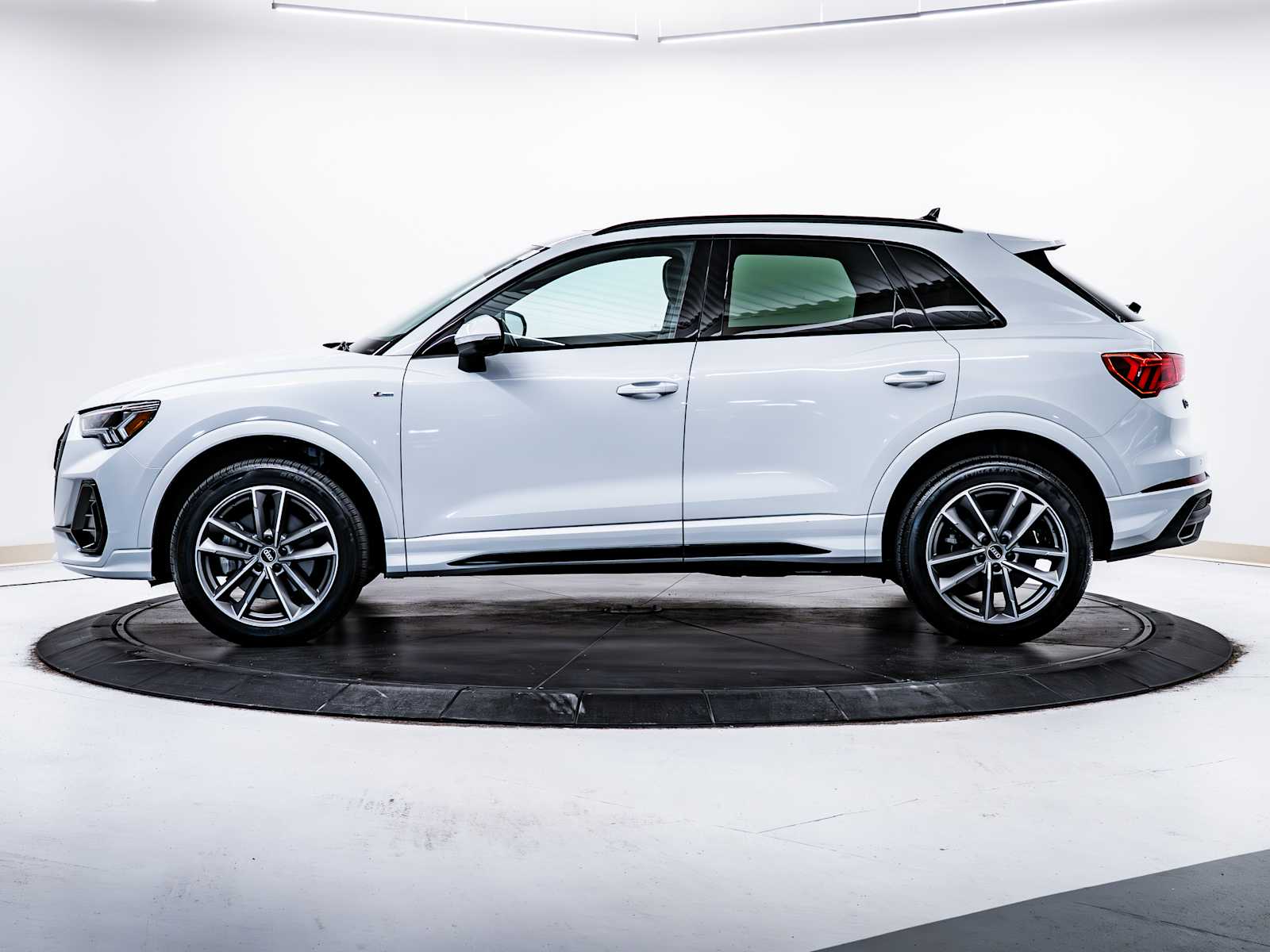used 2022 Audi Q3 car, priced at $25,498