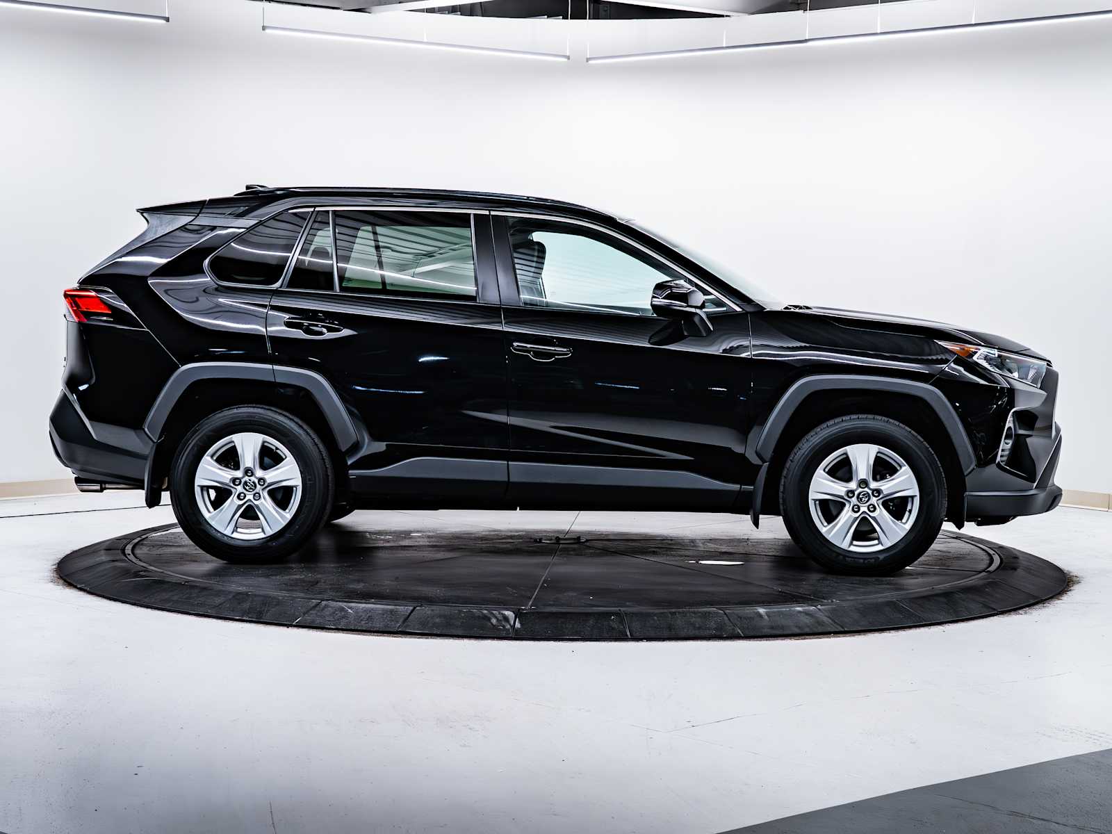 used 2020 Toyota RAV4 car, priced at $26,998