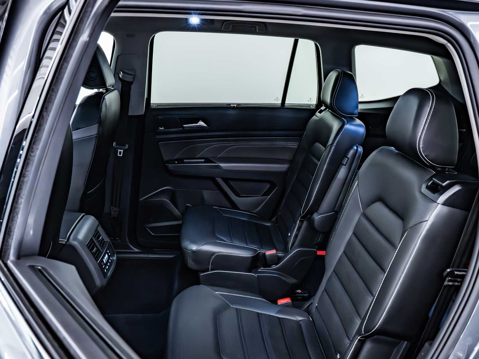 used 2021 Volkswagen Atlas car, priced at $23,998