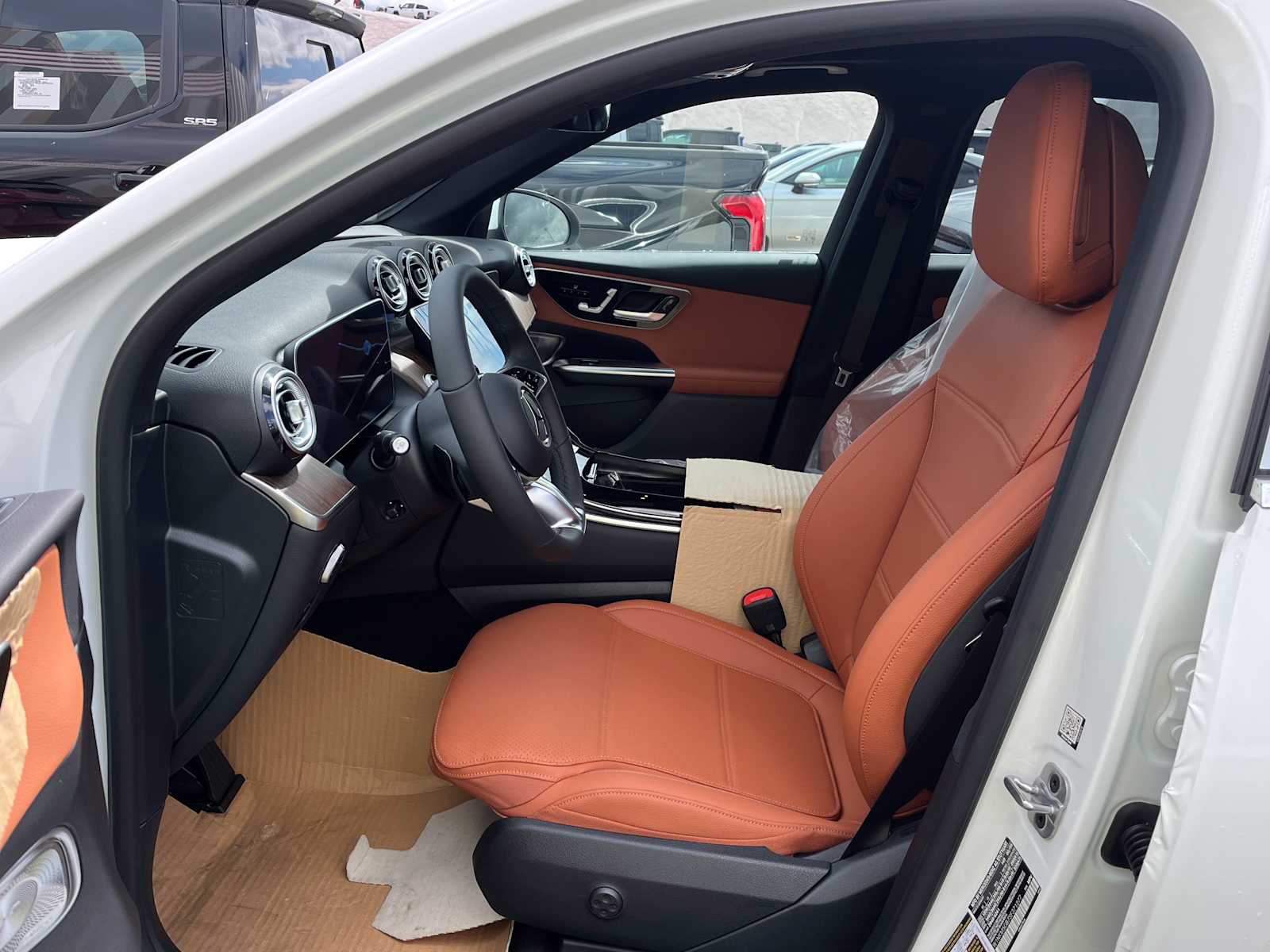 new 2025 Mercedes-Benz GLC 350e Plug-In Hybrid car