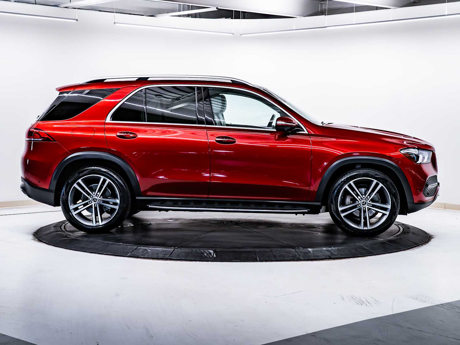 used 2022 Mercedes-Benz GLE 350 car, priced at $48,498