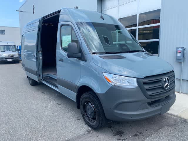 new 2025 Mercedes-Benz Sprinter 3500 car