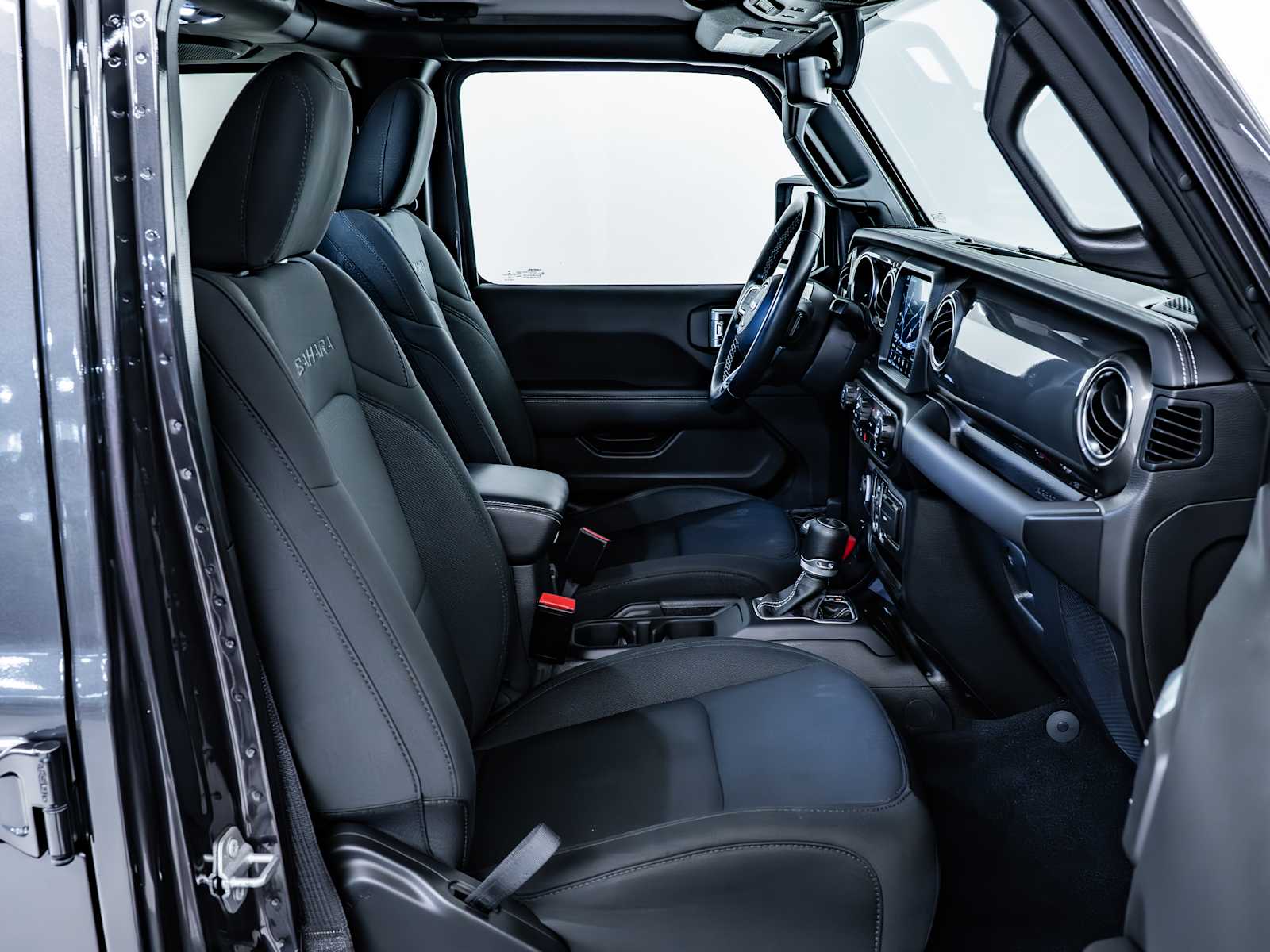 used 2022 Jeep Wrangler car, priced at $33,998