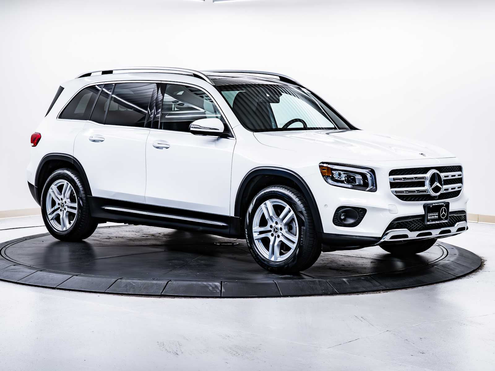 used 2022 Mercedes-Benz GLB 250 car, priced at $34,998