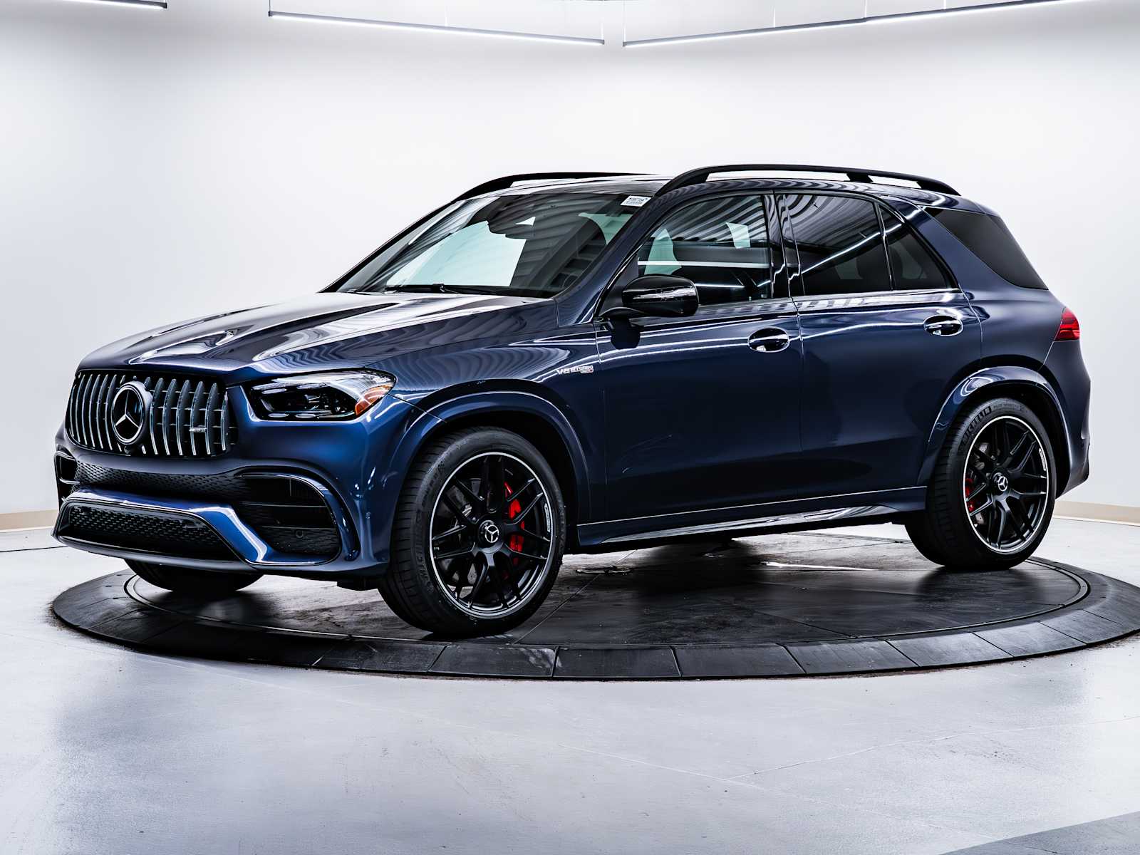 used 2024 Mercedes-Benz AMG GLE 63 car, priced at $95,998
