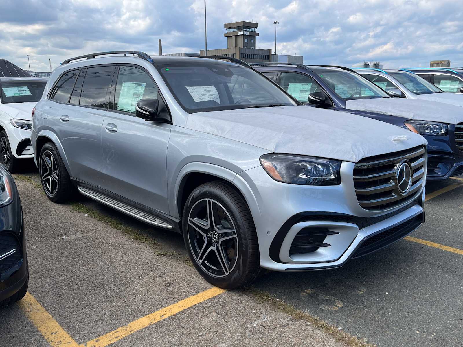 new 2026 Mercedes-Benz GLS 450 car