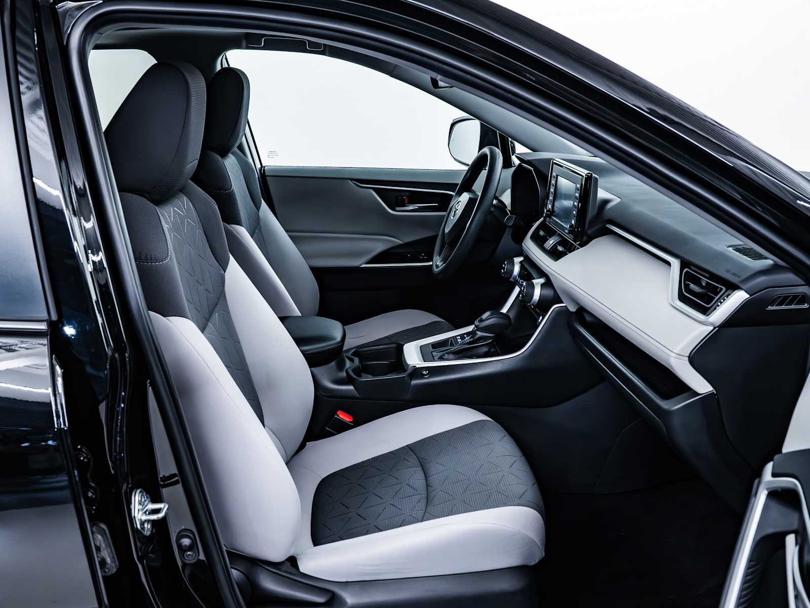 used 2020 Toyota RAV4 car, priced at $26,998