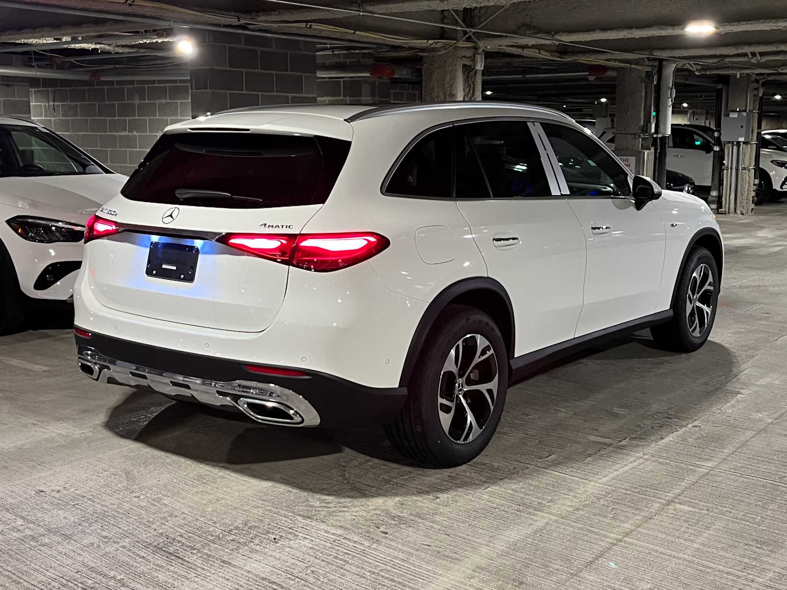 new 2025 Mercedes-Benz GLC 350e Plug-In Hybrid car