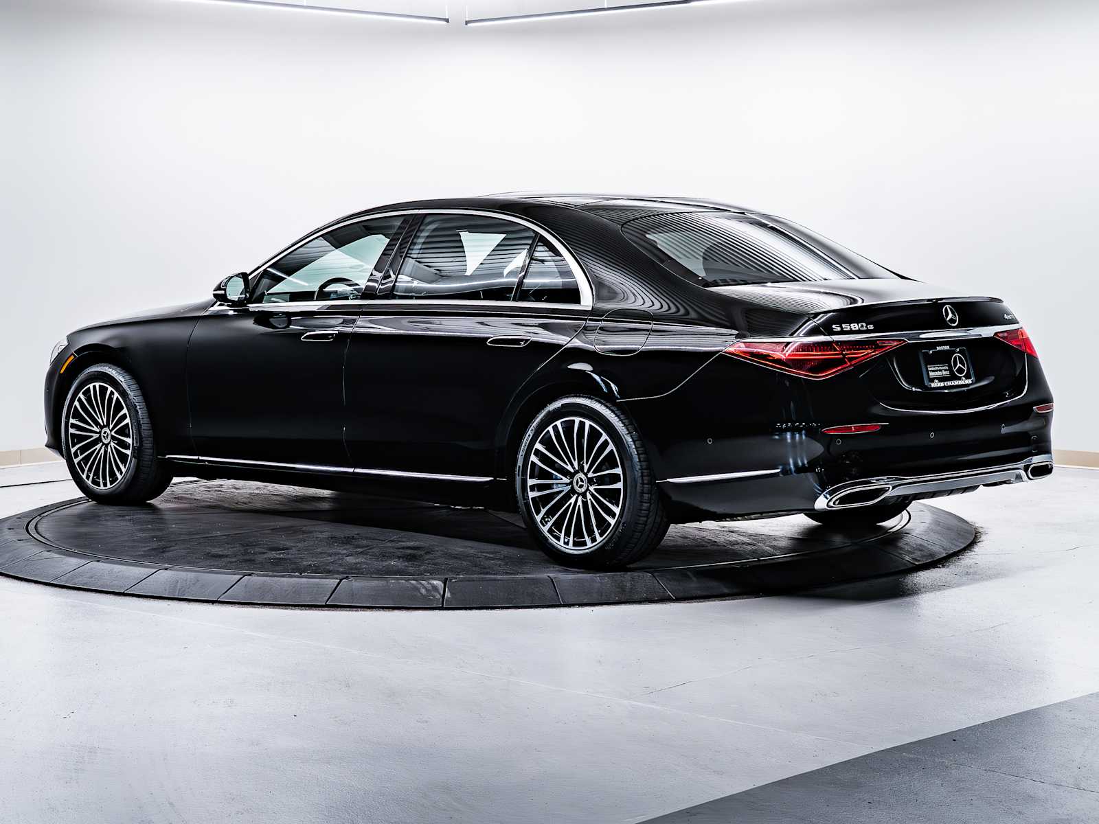 used 2024 Mercedes-Benz S-Class car, priced at $85,998