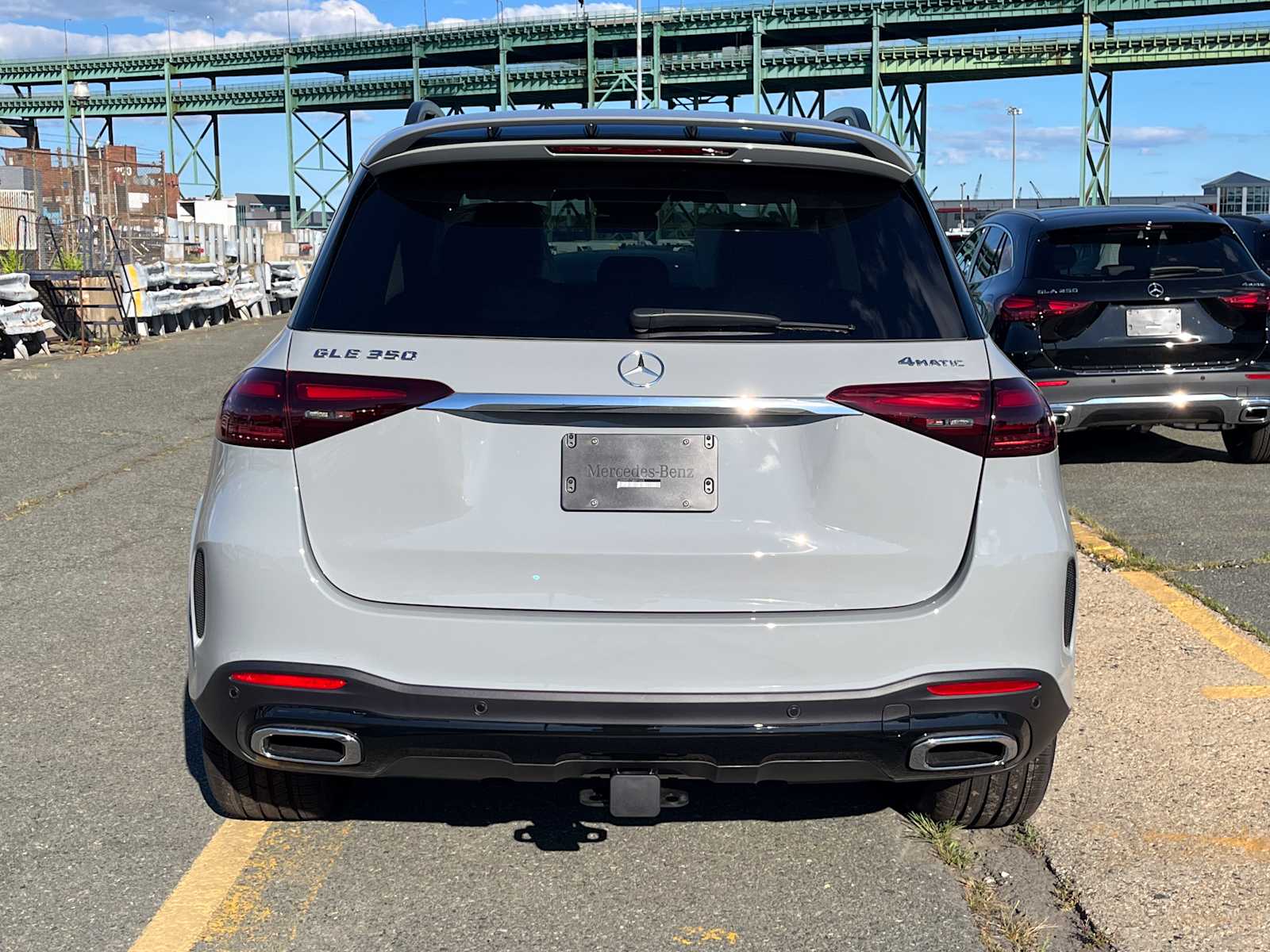 new 2025 Mercedes-Benz GLE 350 car