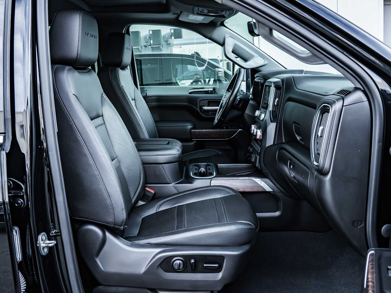 used 2020 GMC Sierra 2500HD car, priced at $57,798