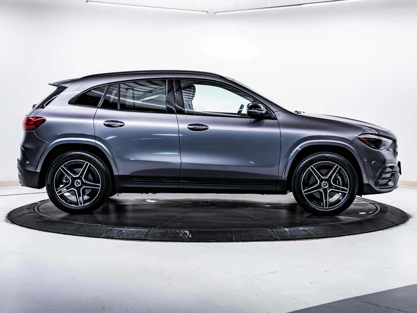 used 2025 Mercedes-Benz GLA 250 car, priced at $47,498