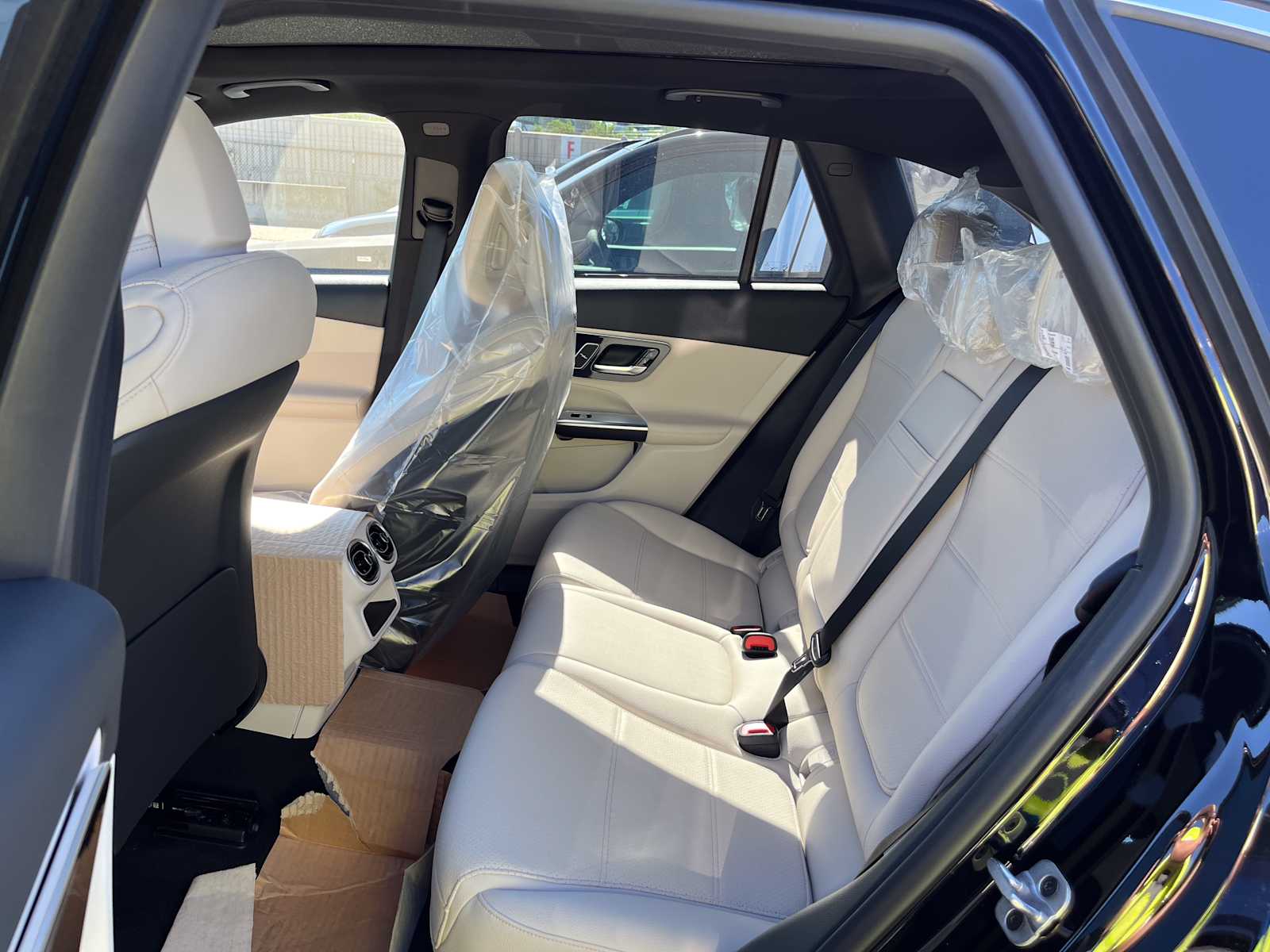 new 2026 Mercedes-Benz GLC 300 car