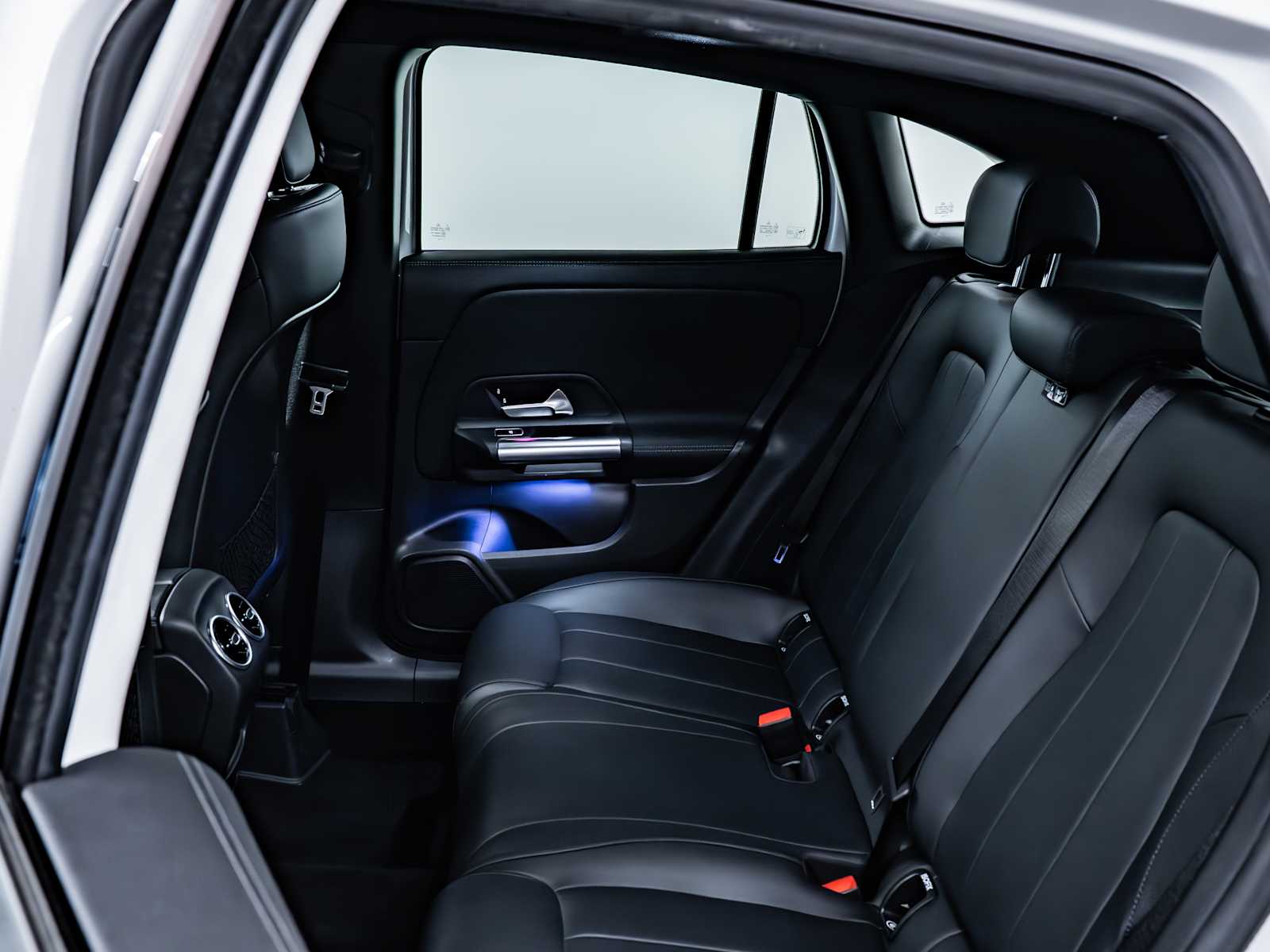 used 2022 Mercedes-Benz GLA 250 car, priced at $32,998