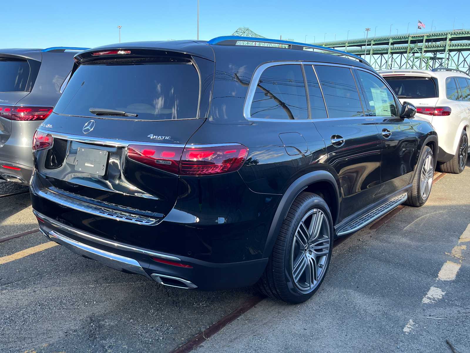 new 2026 Mercedes-Benz GLS 450 car