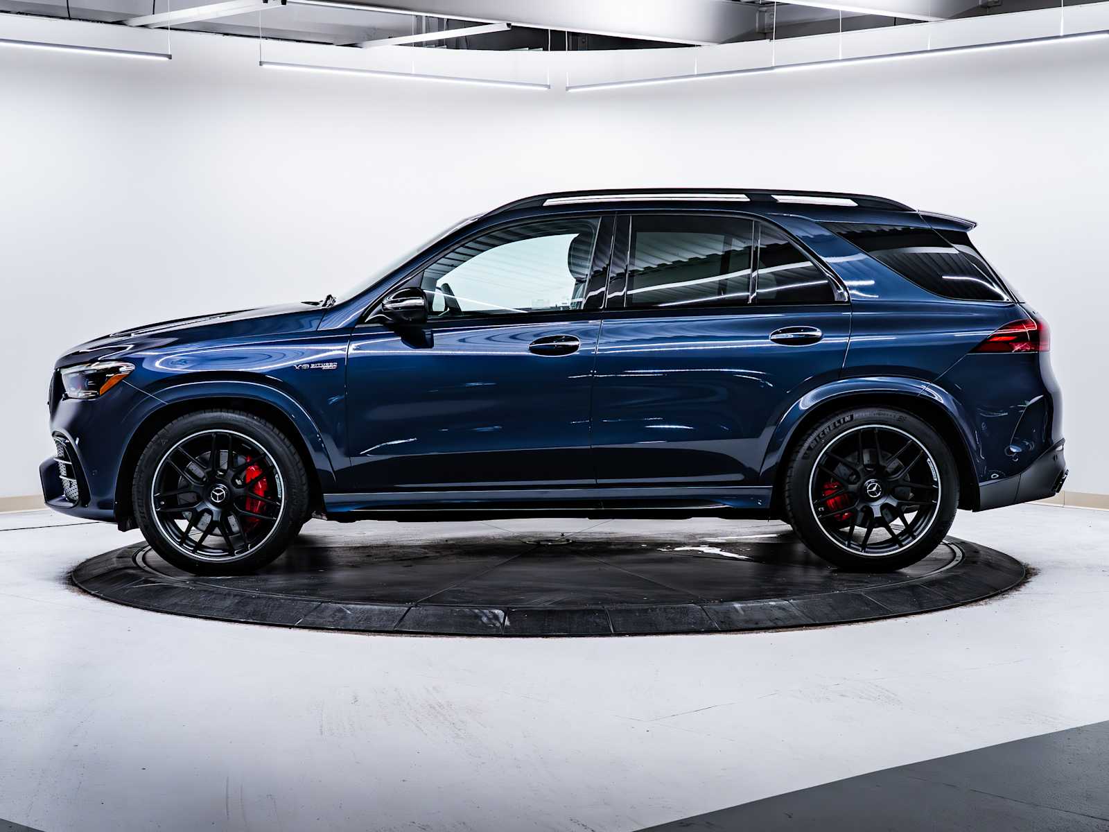used 2024 Mercedes-Benz AMG GLE 63 car, priced at $95,998