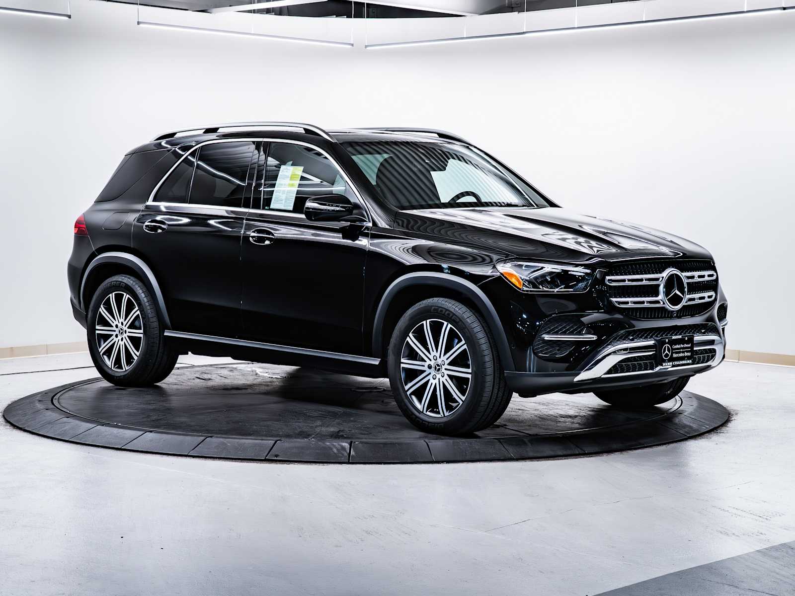 used 2025 Mercedes-Benz GLE 350 car, priced at $60,998