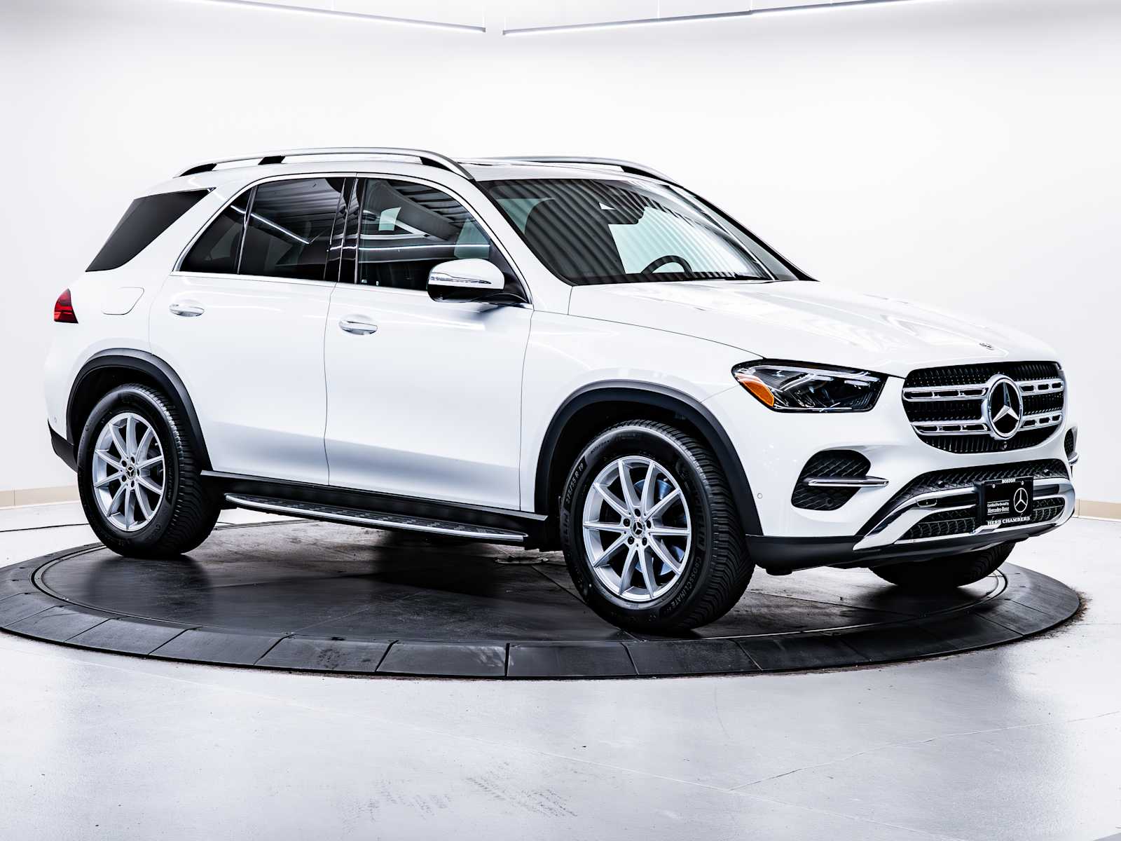 used 2024 Mercedes-Benz GLE 350 car, priced at $56,998