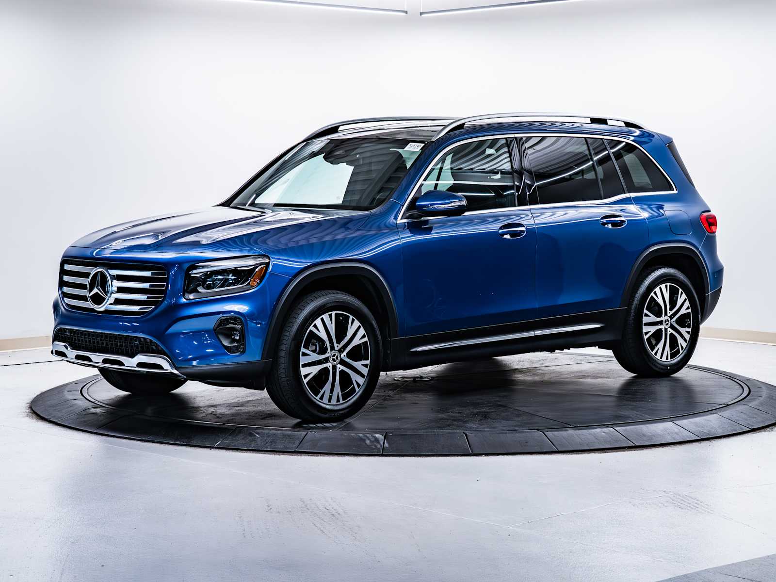 used 2024 Mercedes-Benz GLB 250 car, priced at $36,498