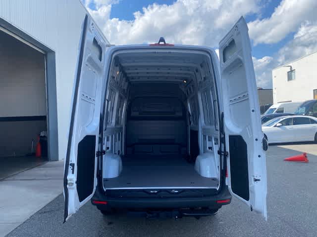 new 2025 Mercedes-Benz Sprinter 2500 car