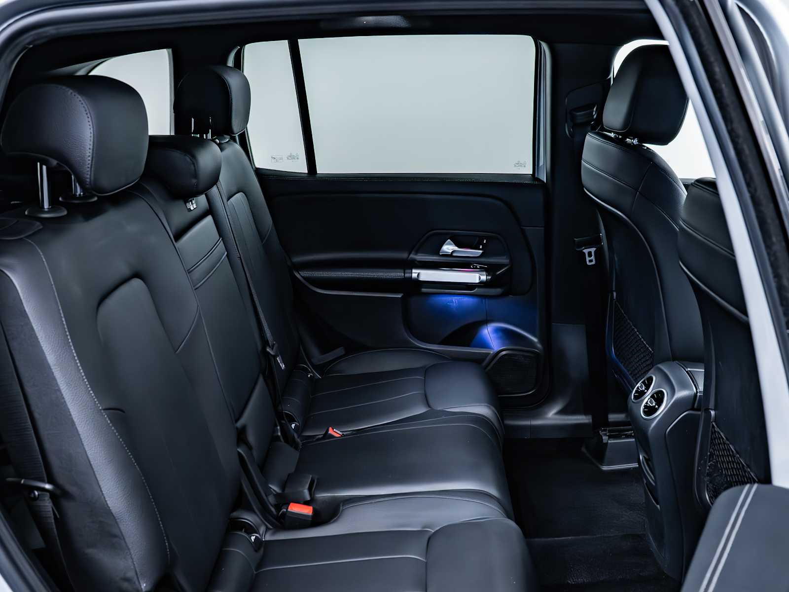 used 2021 Mercedes-Benz GLB 250 car, priced at $29,998