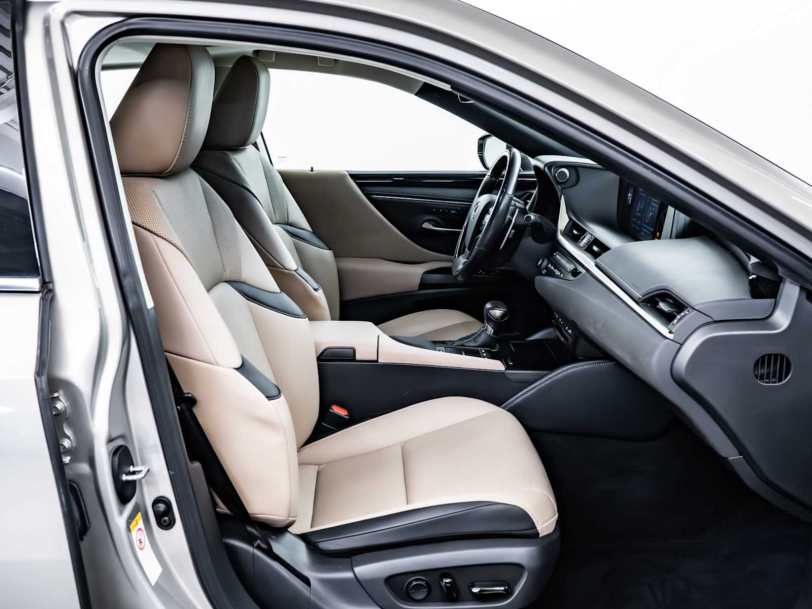 used 2019 Lexus ES 350 car, priced at $30,998